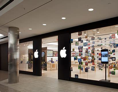 Browse a list of every Apple Store throughout the world and view store hours, get directions, and more. ... Farmington, Station Park. Murray, Fashion Place. Salt Lake ... 